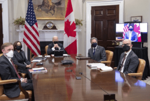 2月23日下午，美国总统拜登与加拿大总理特鲁多举行了自拜登上任后首次双边会晤。会晤采用视频形式进行。