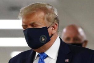 据美国消费者新闻与商业频道（CNBC）25日报道，前总统特朗普的税务记录已被移交给曼哈顿地区检察官。