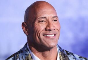 据《LAD Bible》2月16日消息，48岁的美国好莱坞巨星道恩·强森（Dwayne Johnson）常在影片中以硬汉形象示人，又称“巨石强森”。