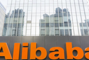 2020年12月，中国市场监管总局依据《反垄断法》对阿里巴巴集团控股有限公司（以下简称阿里巴巴集团）在中国境内网络零售平台服务市场滥用市场支配地位行为立案调查。
