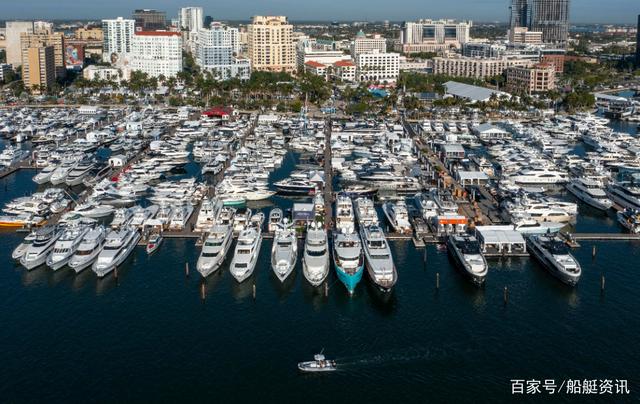 3月25-28日,第35届美国棕榈滩国际游艇展(PalmBeachInternationalBoatShow)在佛罗里达州成功举行。瀚盛制造的PEARL80、PEARL95两款豪华游艇如期参展,一如既往的向观众展示其独特风采。